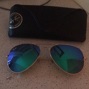 Ray-Ban Aviator Sunglasses (blue/green mirrored)